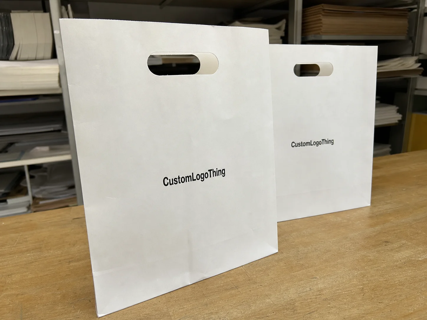 Die Cut Handle Bags for Museum Shops: MOQ Planning