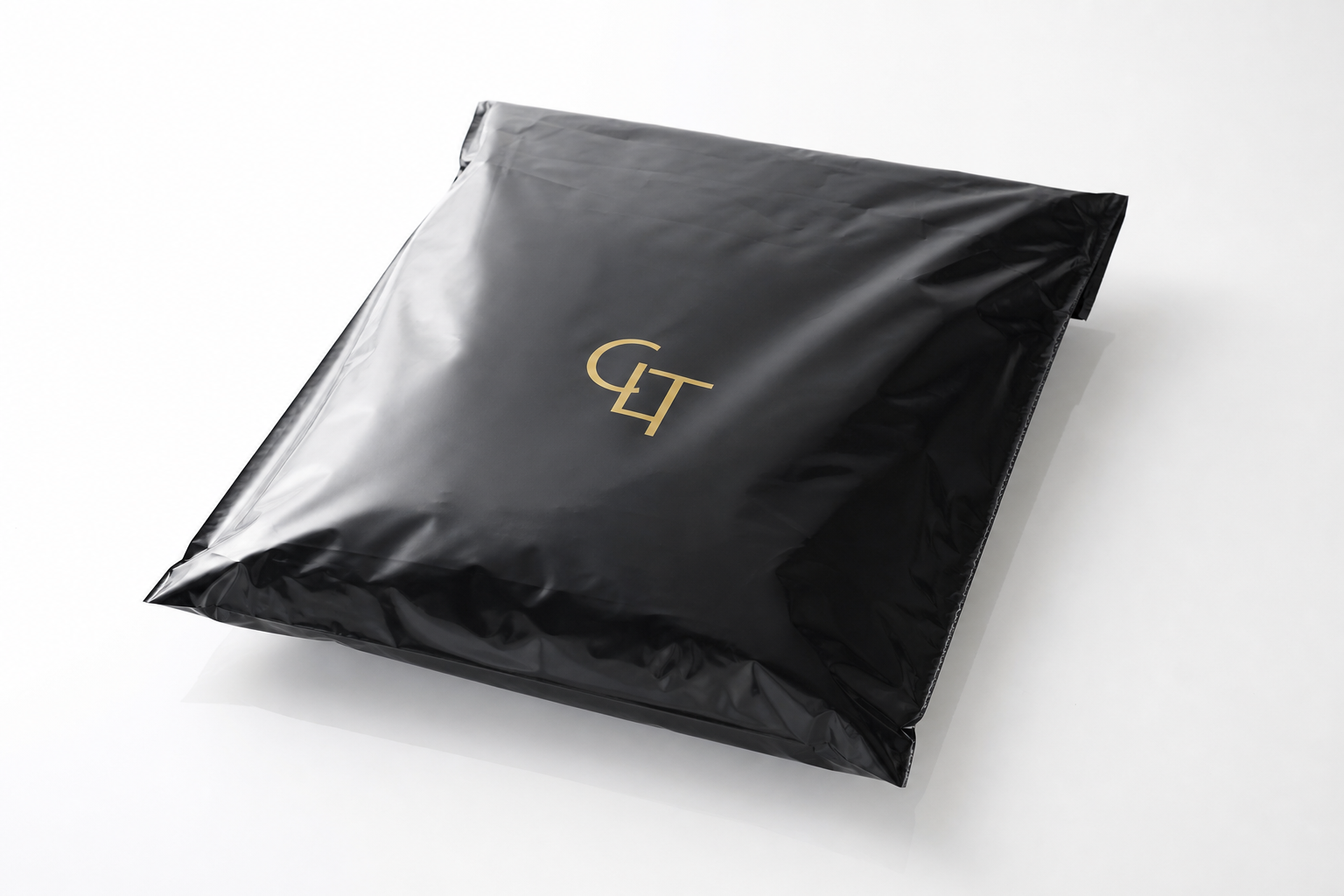 Logo Mailing Bags for Brands: What Actually Matters