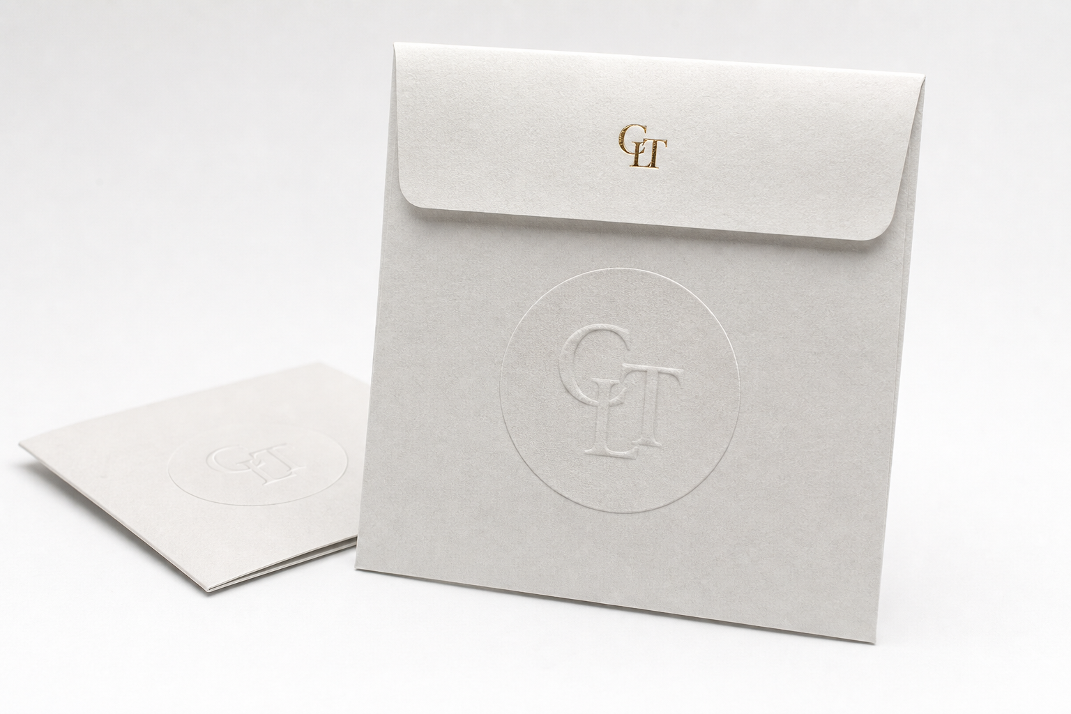 Embossed Logo Stickers for Packaging: Material, Adhesive, Artwork, and MOQ