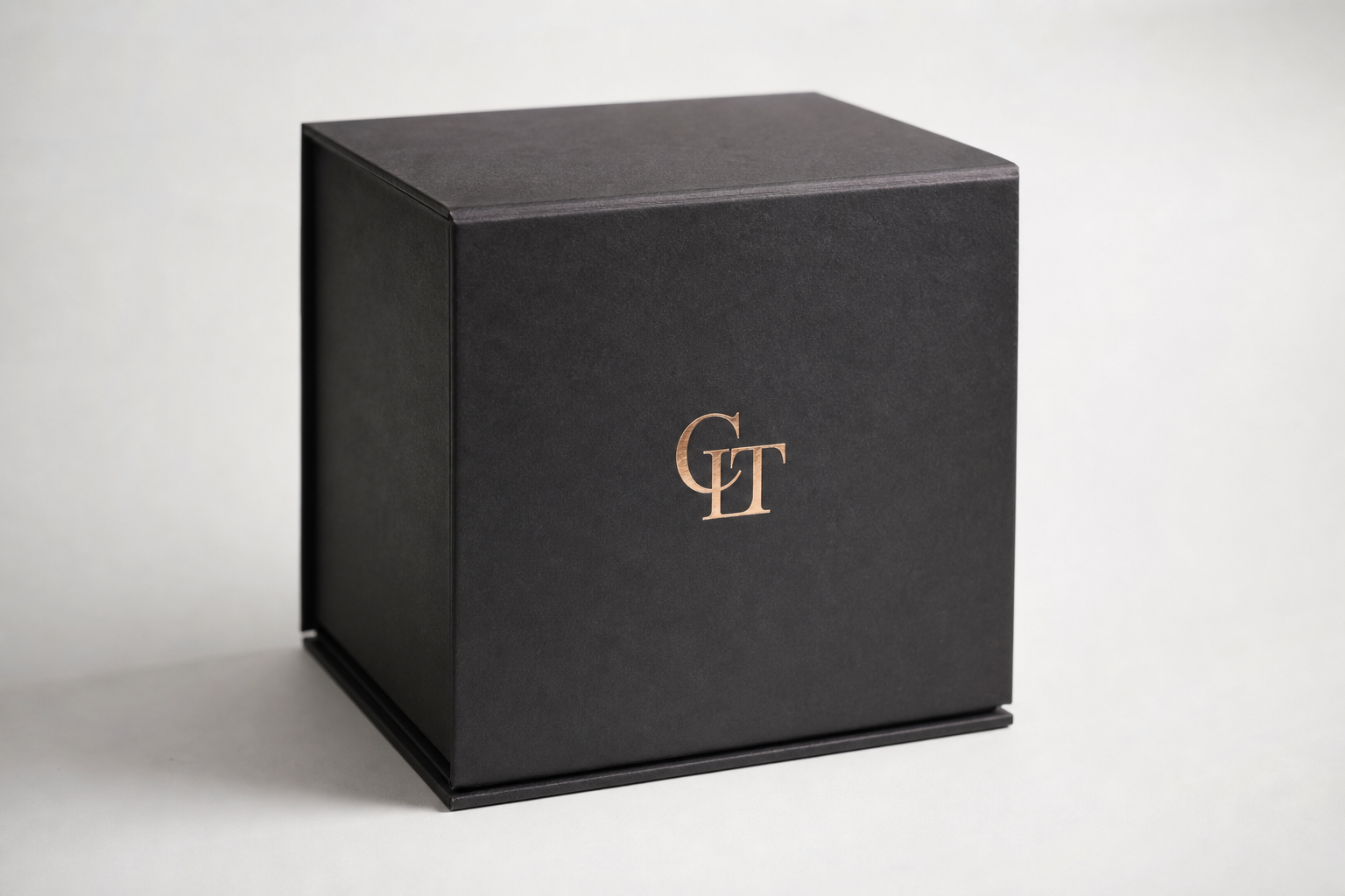 Custom Candle Packaging Boxes: Design, Cost, and Fit