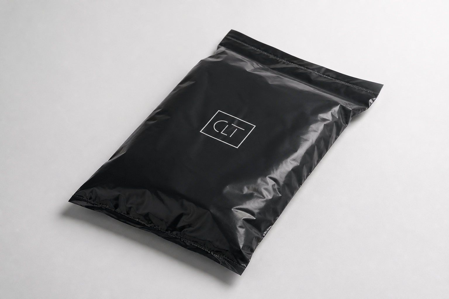 Logo Poly Mailers for Wholesalers: Specs, Pricing, Process