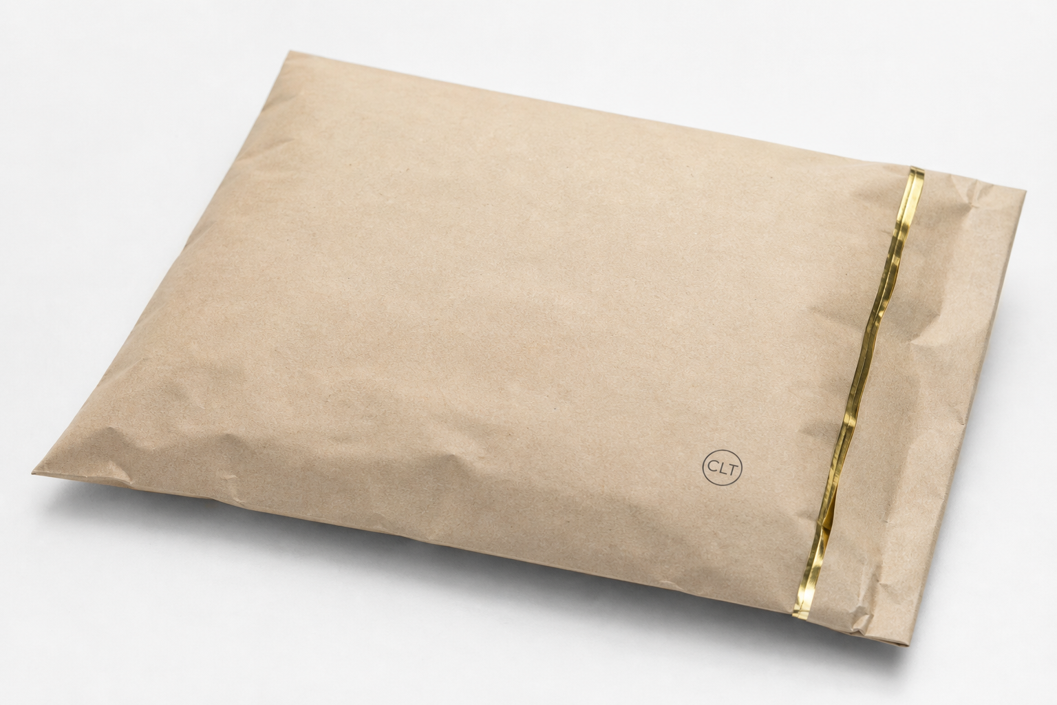 Custom Apparel Mailer Bags: Branding, Cost, and Fit