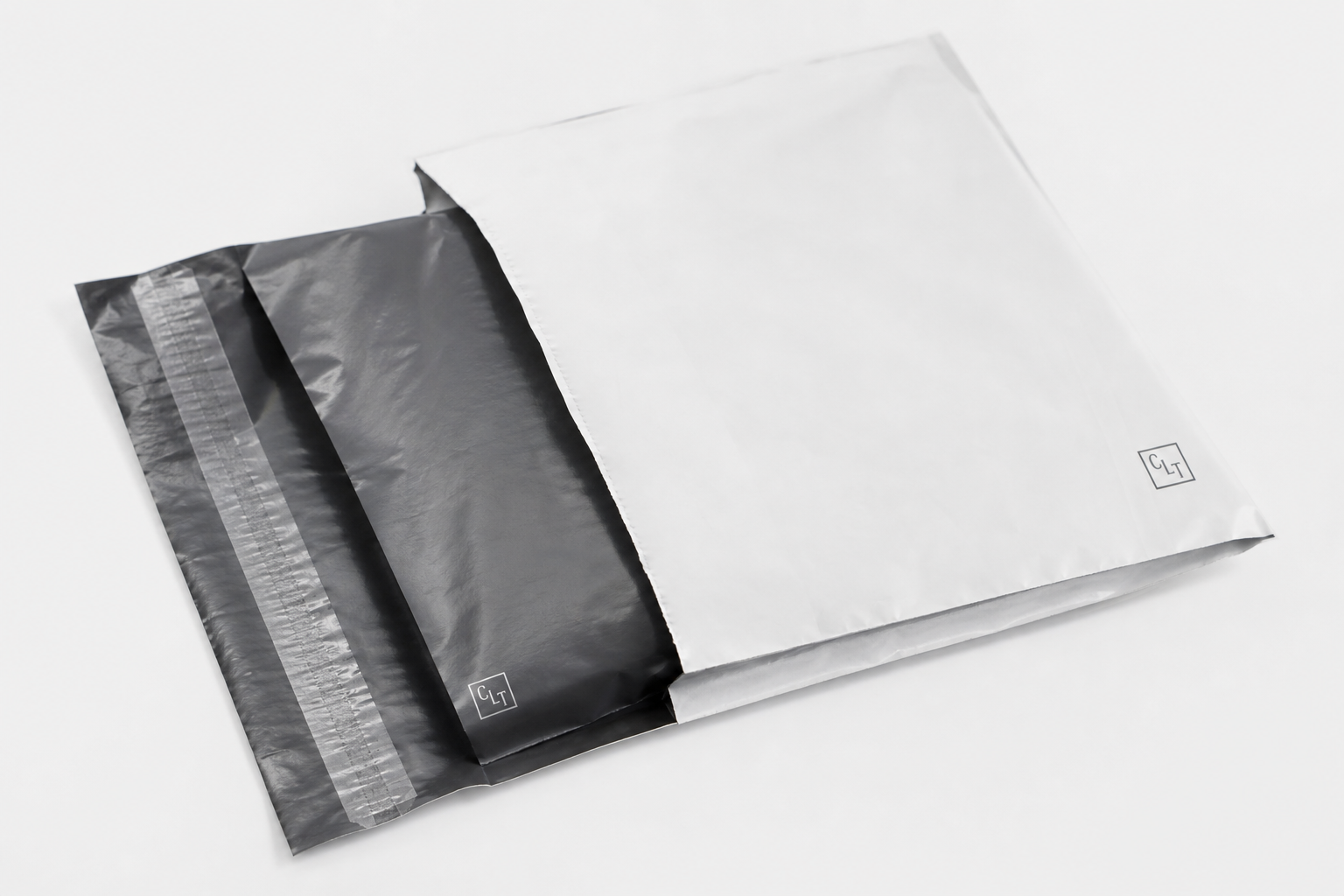 Poly Mailers vs Mailing Bags: Film, Print, MOQ, and Carton Packing
