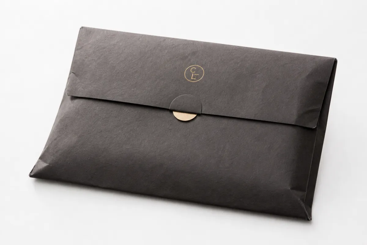 Branded Paper Mailers With Logo: Benefits, Costs, and Fit