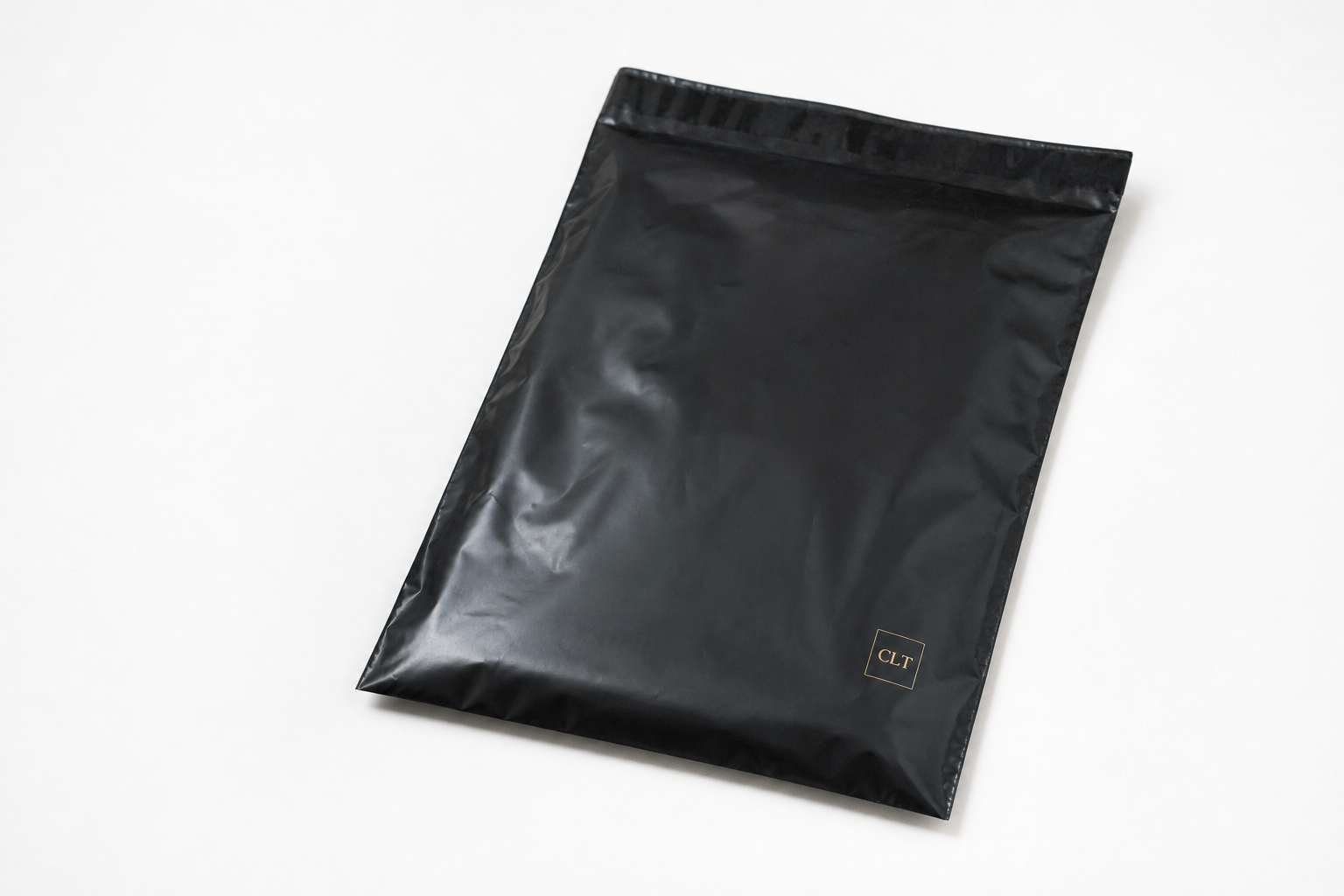 Custom Poly Mailers for Lingerie: Fit, Cost & Timing
