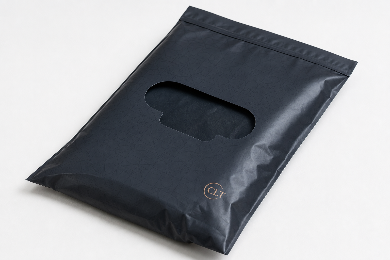 Custom Poly Mailers with Die Cutting: Film, Print, MOQ, and Carton Packing
