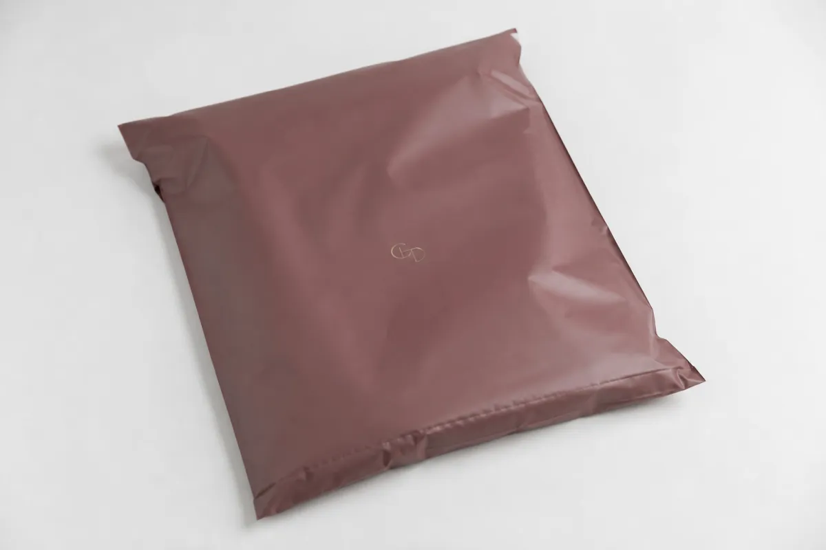 Custom Poly Mailers for Influencer Kits That Feel Premium