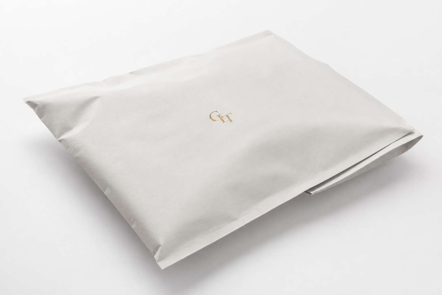 Mailers for Swimwear Brands Reviewed: Film, Closure, Print, and Fulfillment