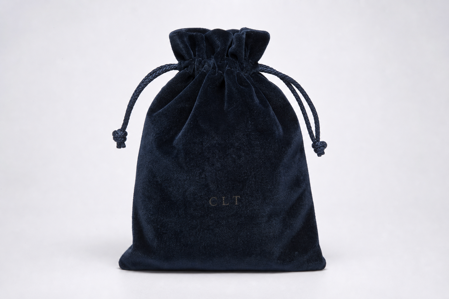 Custom Velvet Pouches with Logo: Film, Print, MOQ, and Carton Packing