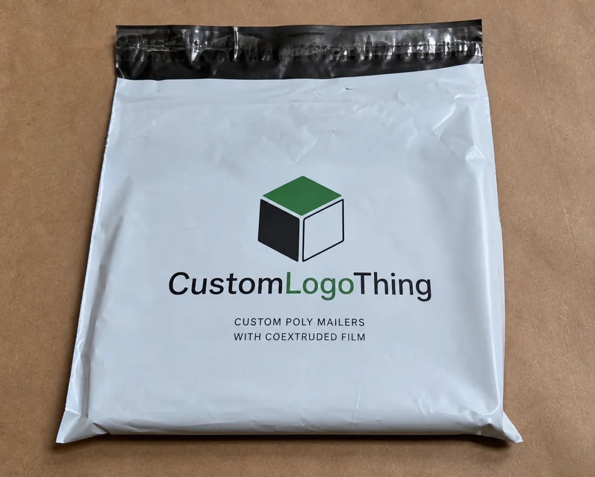 Custom Poly Mailers with Coextruded Film