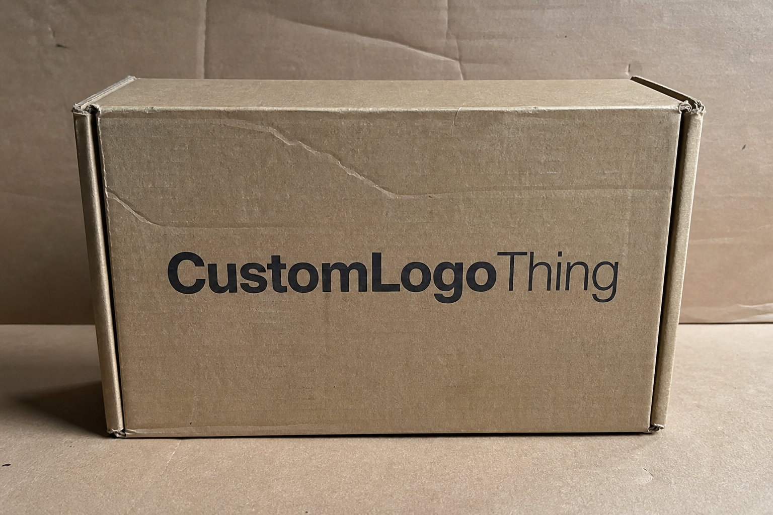 Custom Apparel Boxes Wholesale MOQ: Board, Finish, Dieline, and Unit Cost