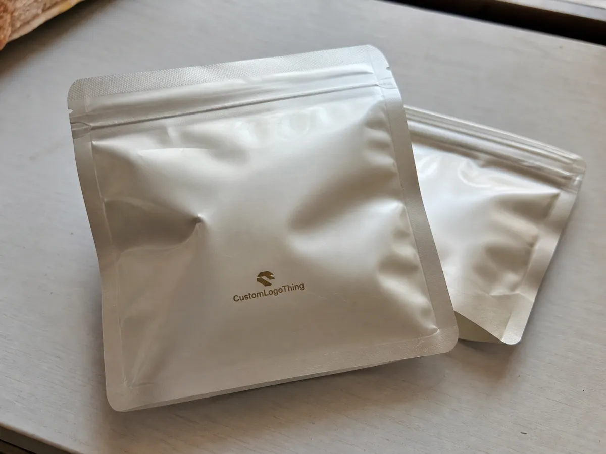 Skincare Brands Zipper Pouches Unit Cost: Request a Quote