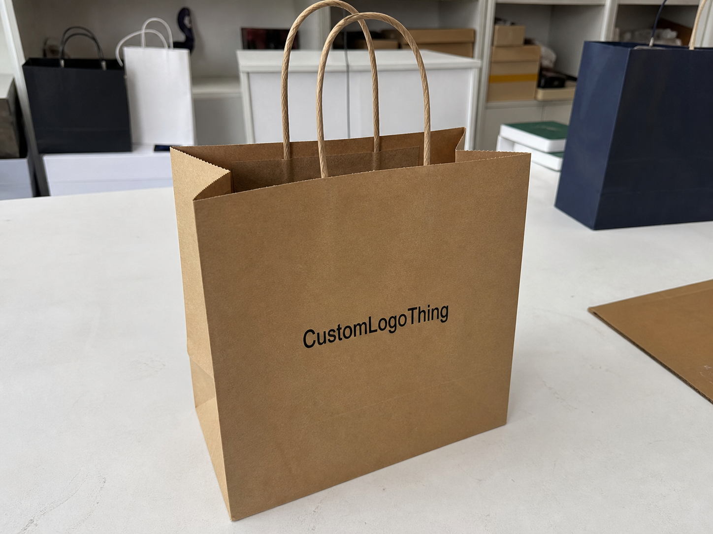 Restaurant Takeaway Guide to Custom Twisted Handle Paper Bags