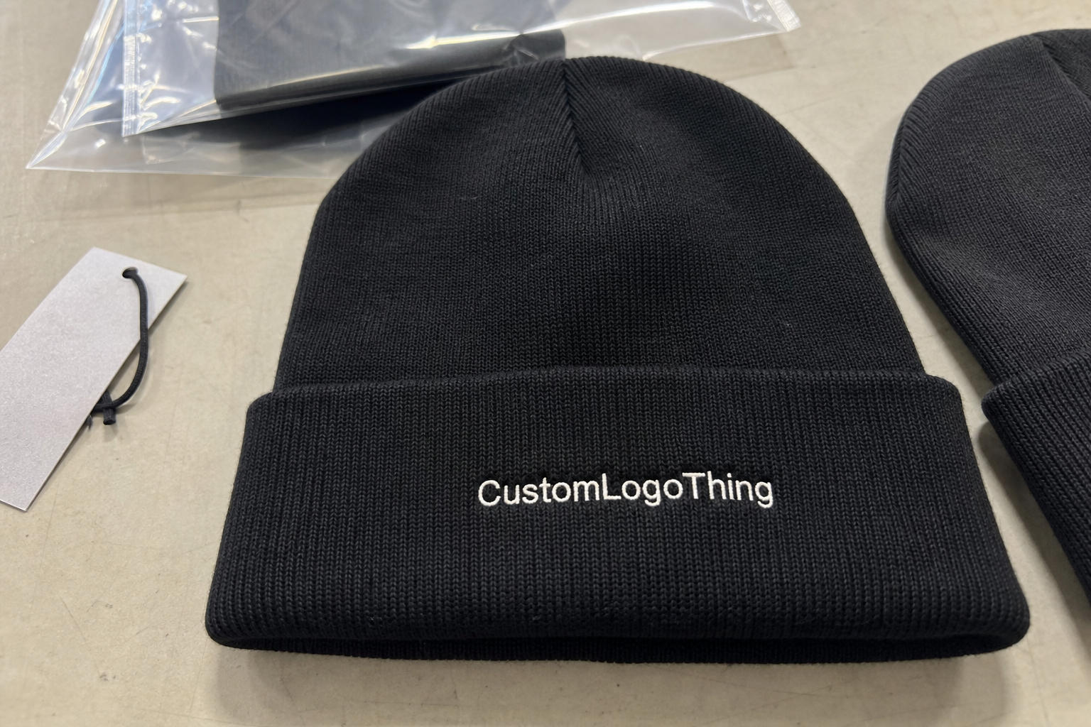 Premium cuffed beanies quality control checklist: what buyers inspect first - CustomLogoThing packaging example