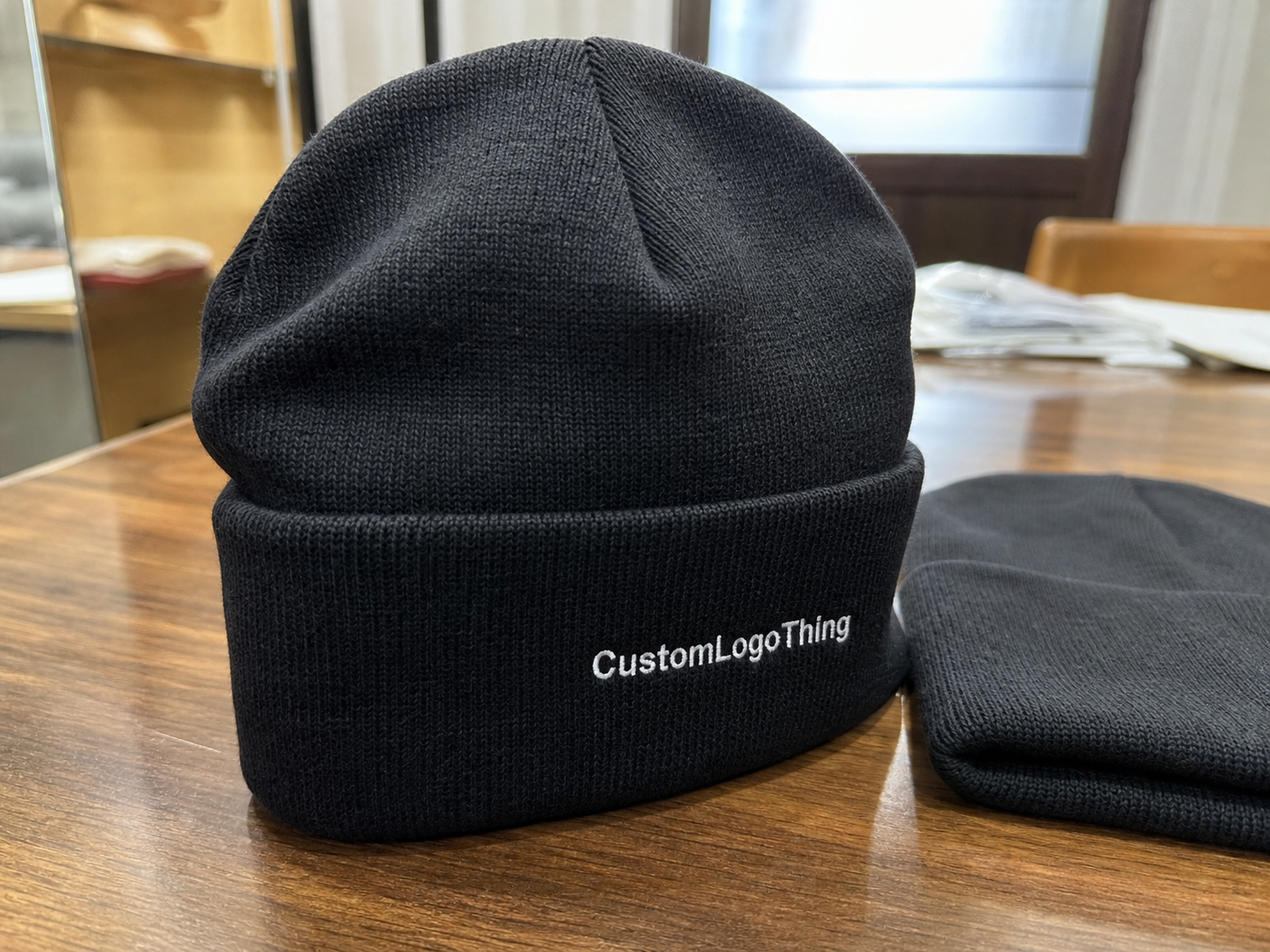 Buy Knit Hats with Logo Print: Method Comparison for Teams