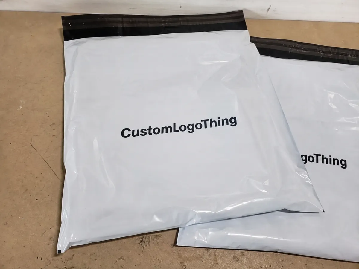 Printed Poly Mailers for Clothing Brands