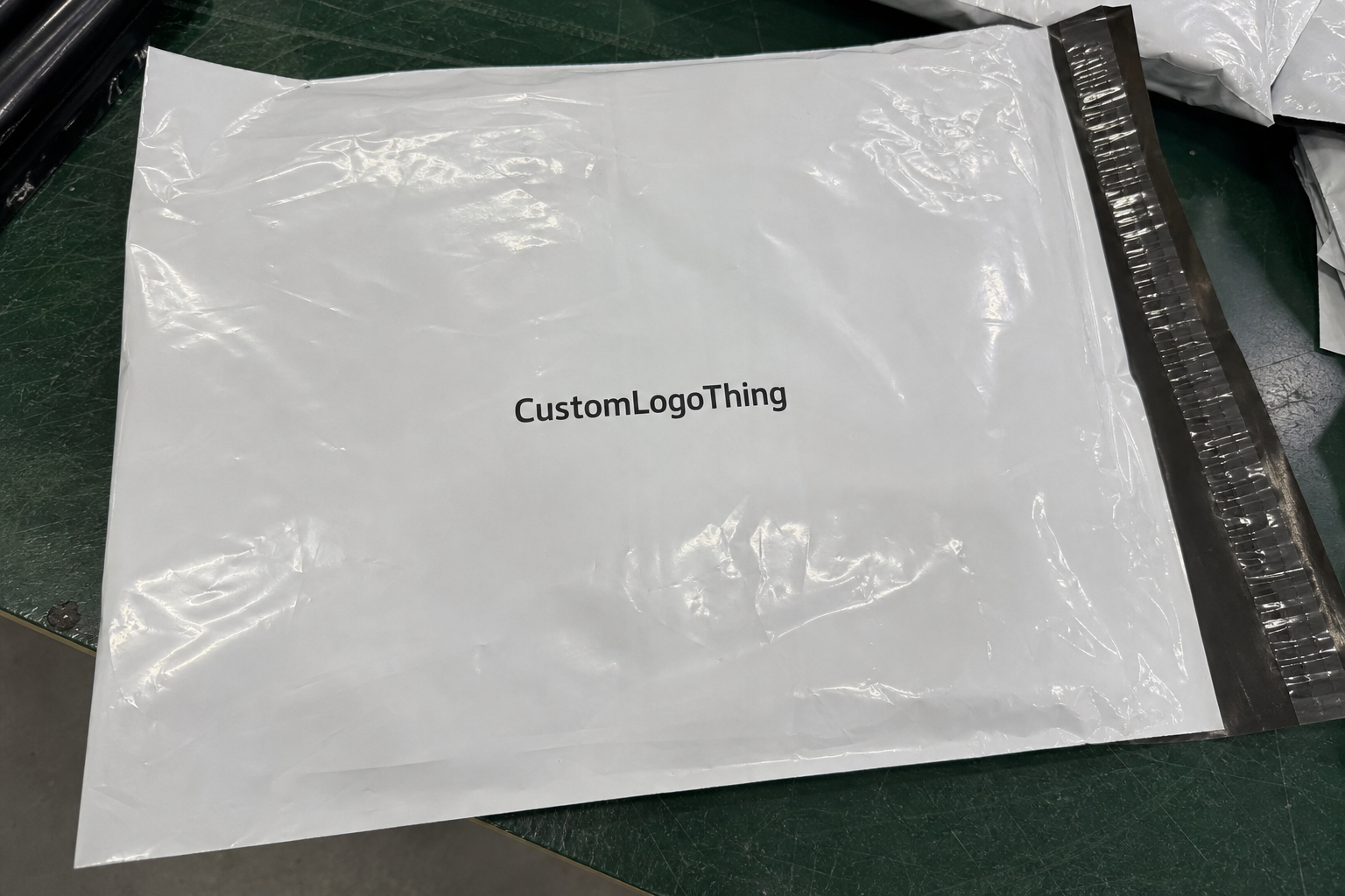 Compare Custom Poly Mailer Bags Print Methods for Brands