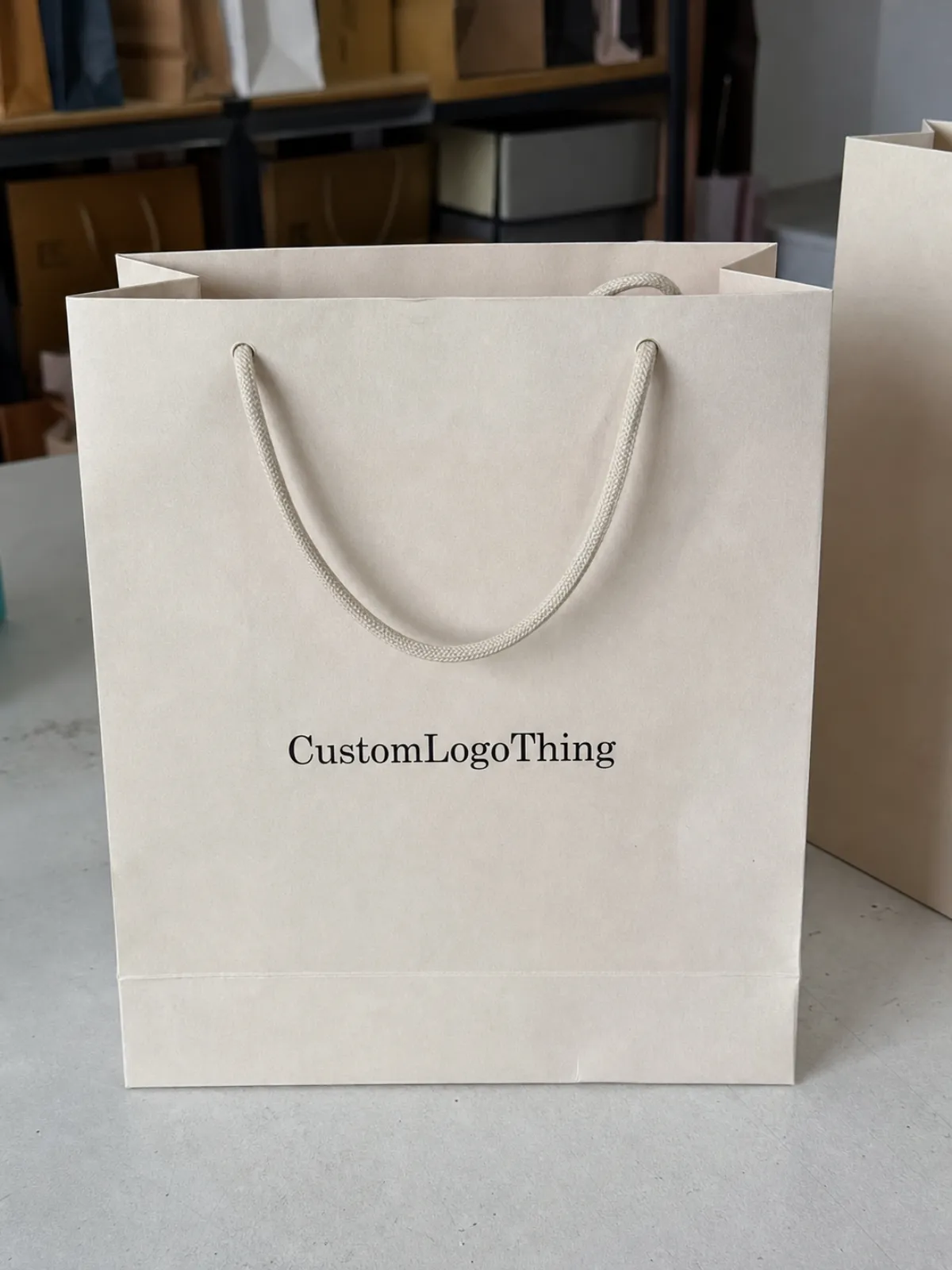 Order Boutique Paper Bags for Beauty Brands That Sell