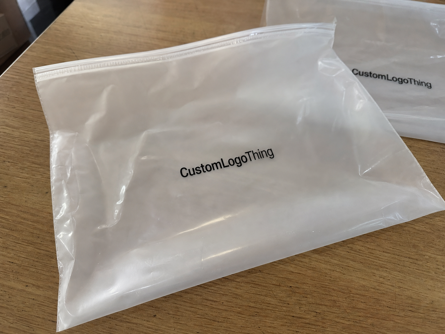 How to Choose a Private Label Frosted Zipper Bags Supplier