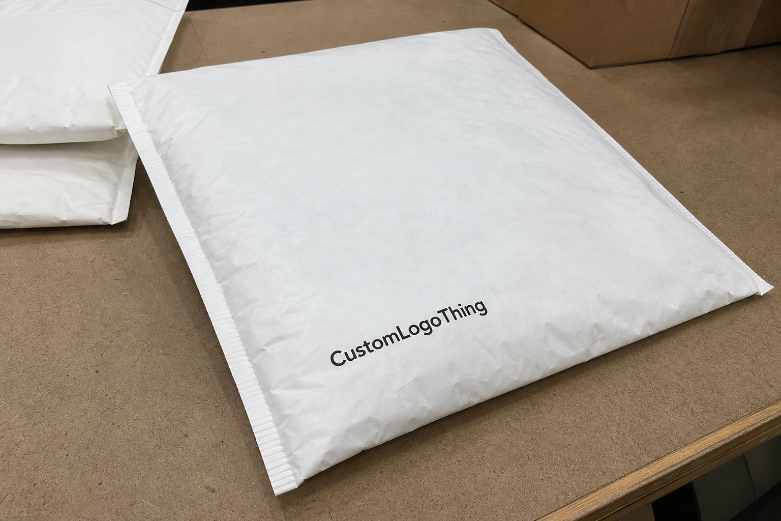 Branded Padded Mailers Unit Cost for Apparel Retailers