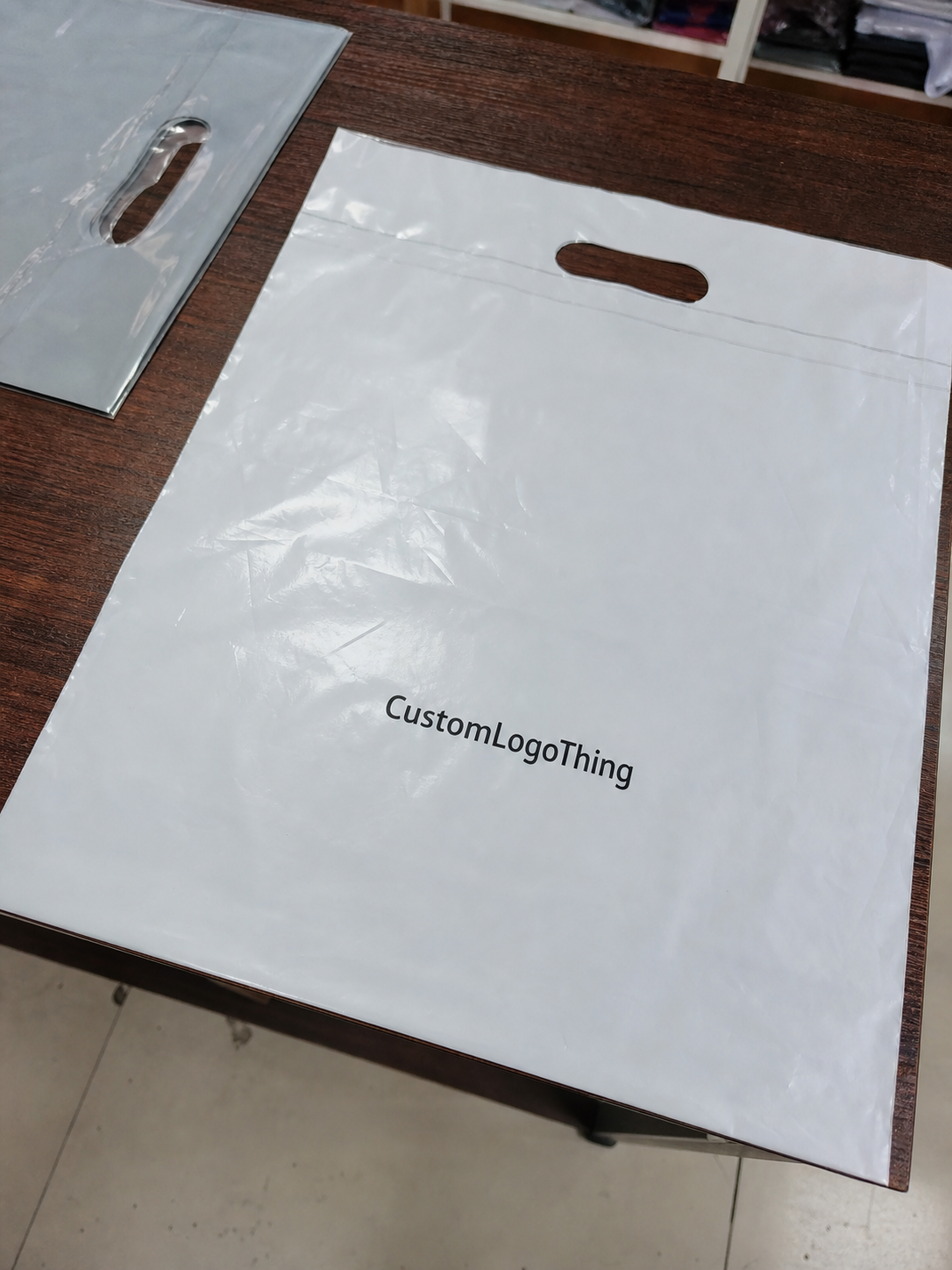 Buy Custom Plastic Shopping Bags: Low MOQ Custom Order