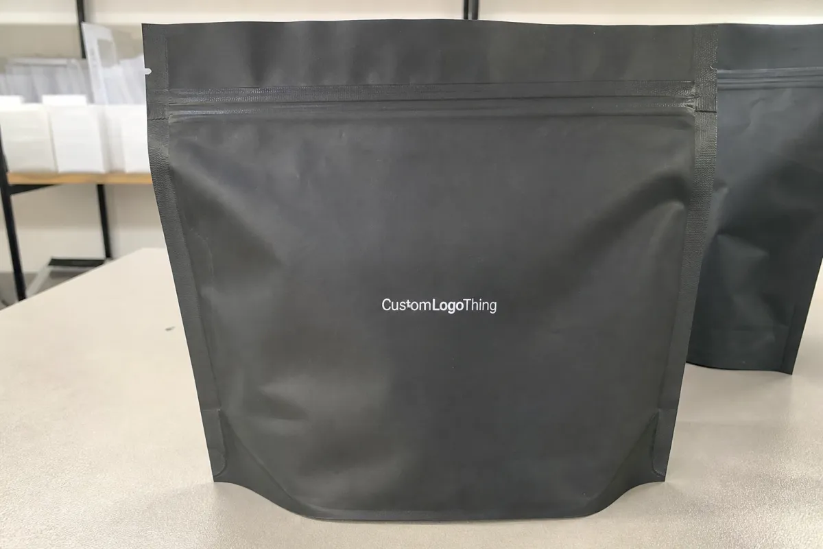 Cosmetics Matte Zipper Bags Bulk Order: Pricing & Lead Time