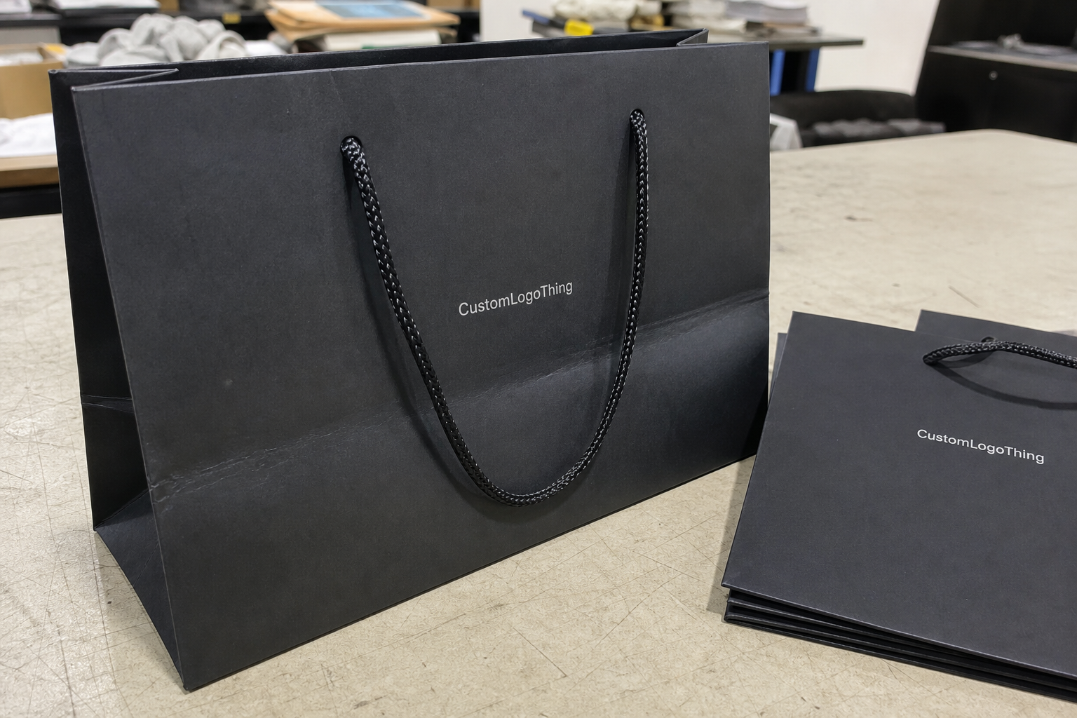Hotel Black Paper Gift Bags Sample Checklist for Buyers