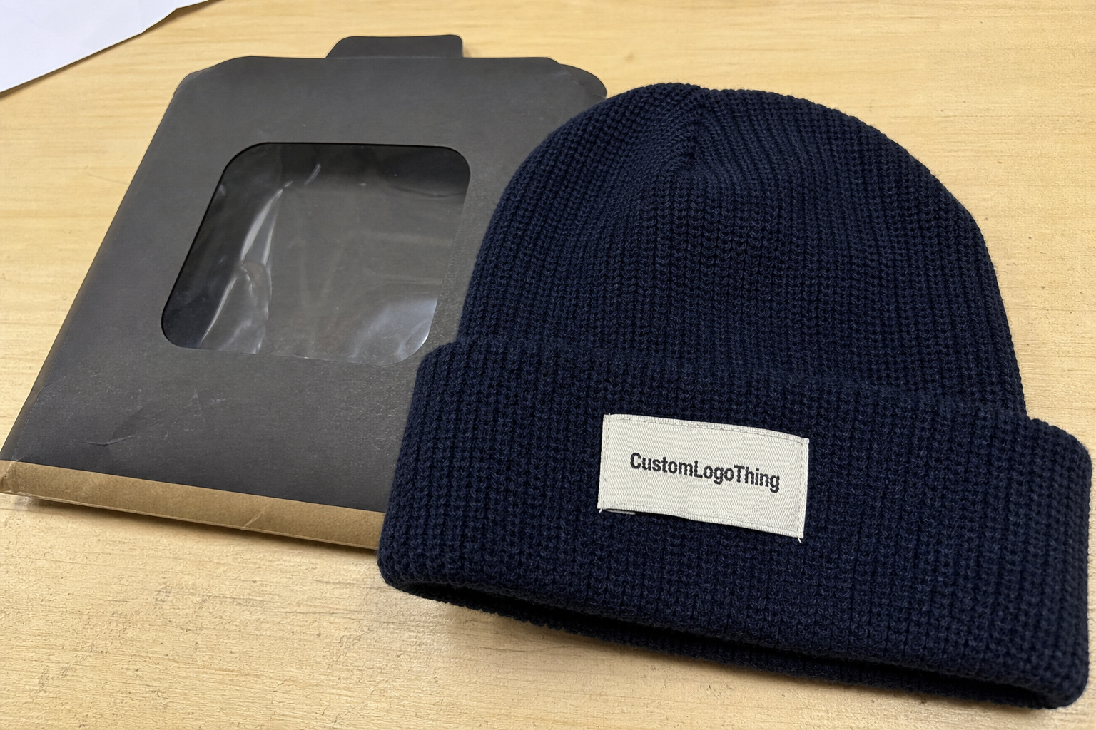 Trade Show Premium Cuffed Beanies MOQ: Buyer's Guide