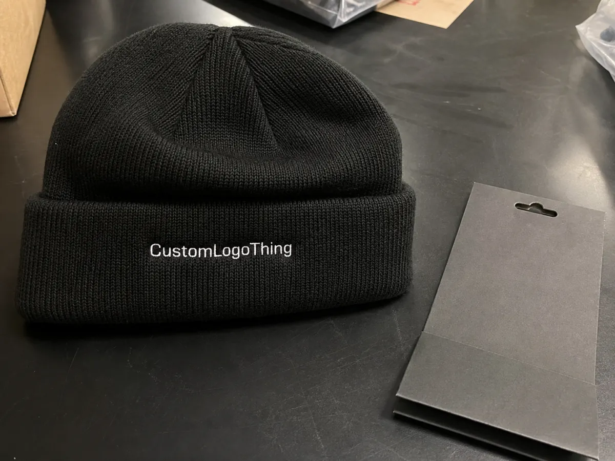 Hotel Heavyweight Winter Hats Sample Checklist for Buyers