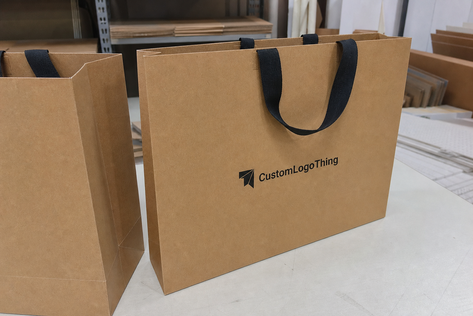 Order Paper Shopping Bags for Subscription Brands That Sell