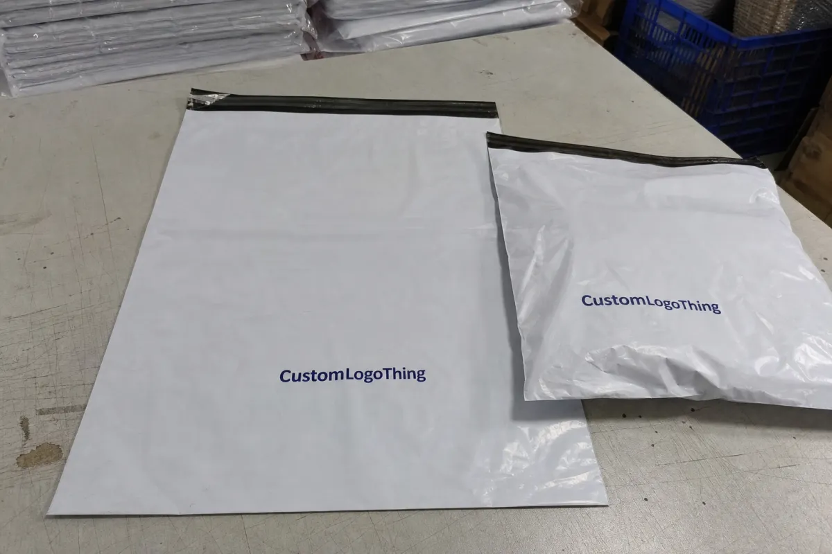 Compare Print Methods for Hotel Retail Poly Mailers