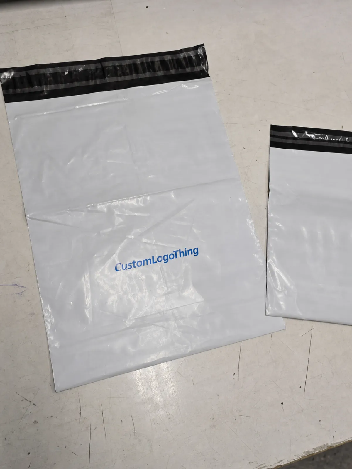 Order Zipper Pouches for Apparel Small-Batch Custom Runs