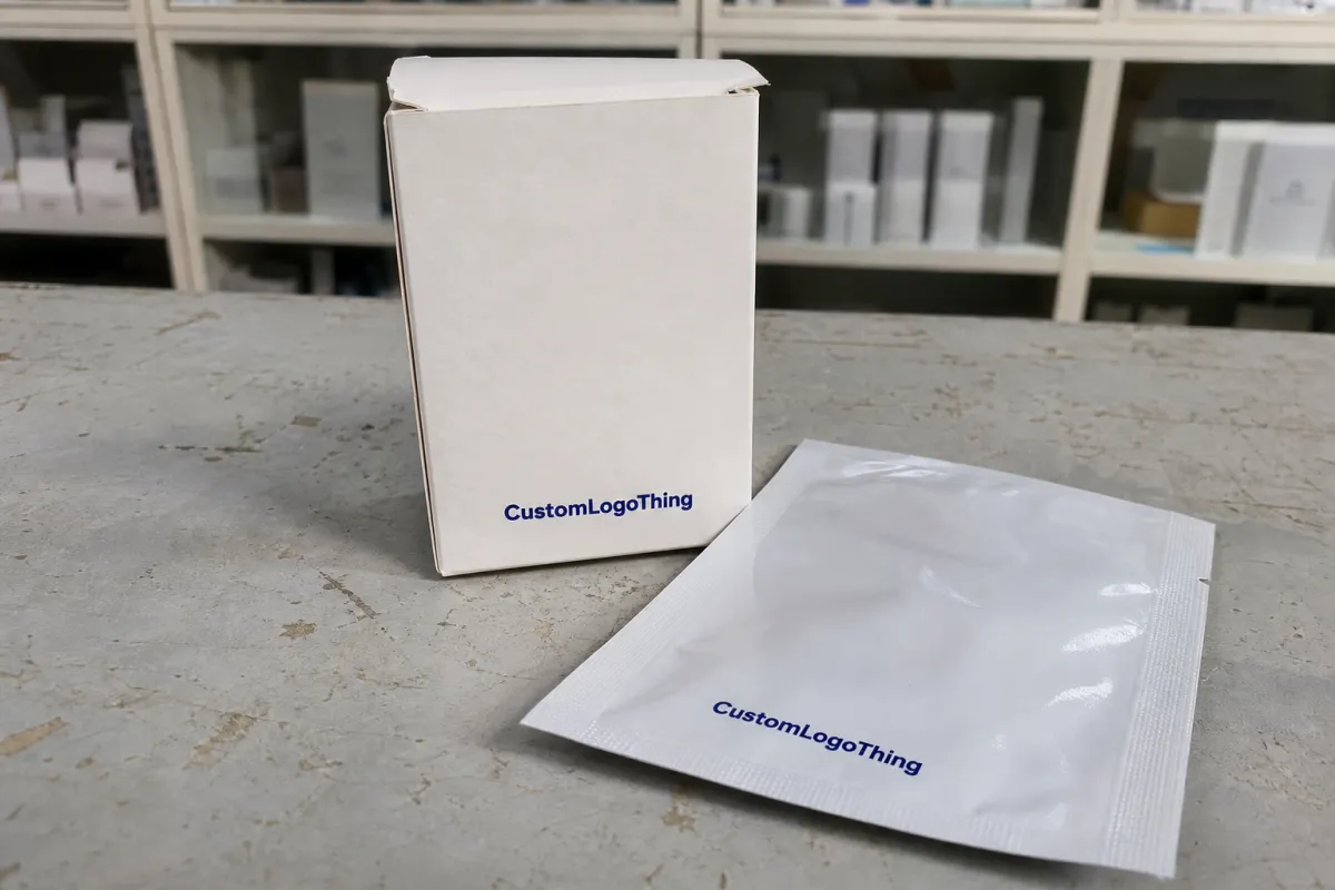 Get a Cosmetics Sample Zipper Bags Carton Quote Fast