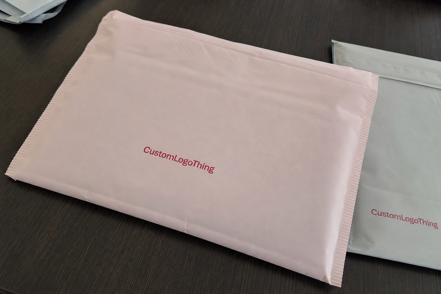 Choose Waterproof Apparel Mailers for Cosmetics Brands