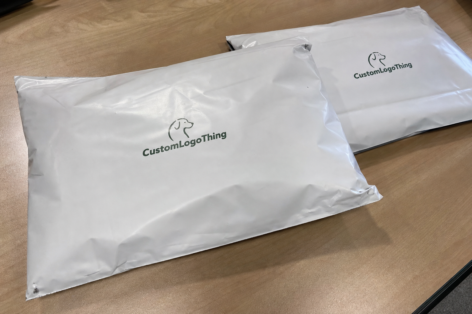 Pet Treat Brands: Choose Matte Poly Mailer Material