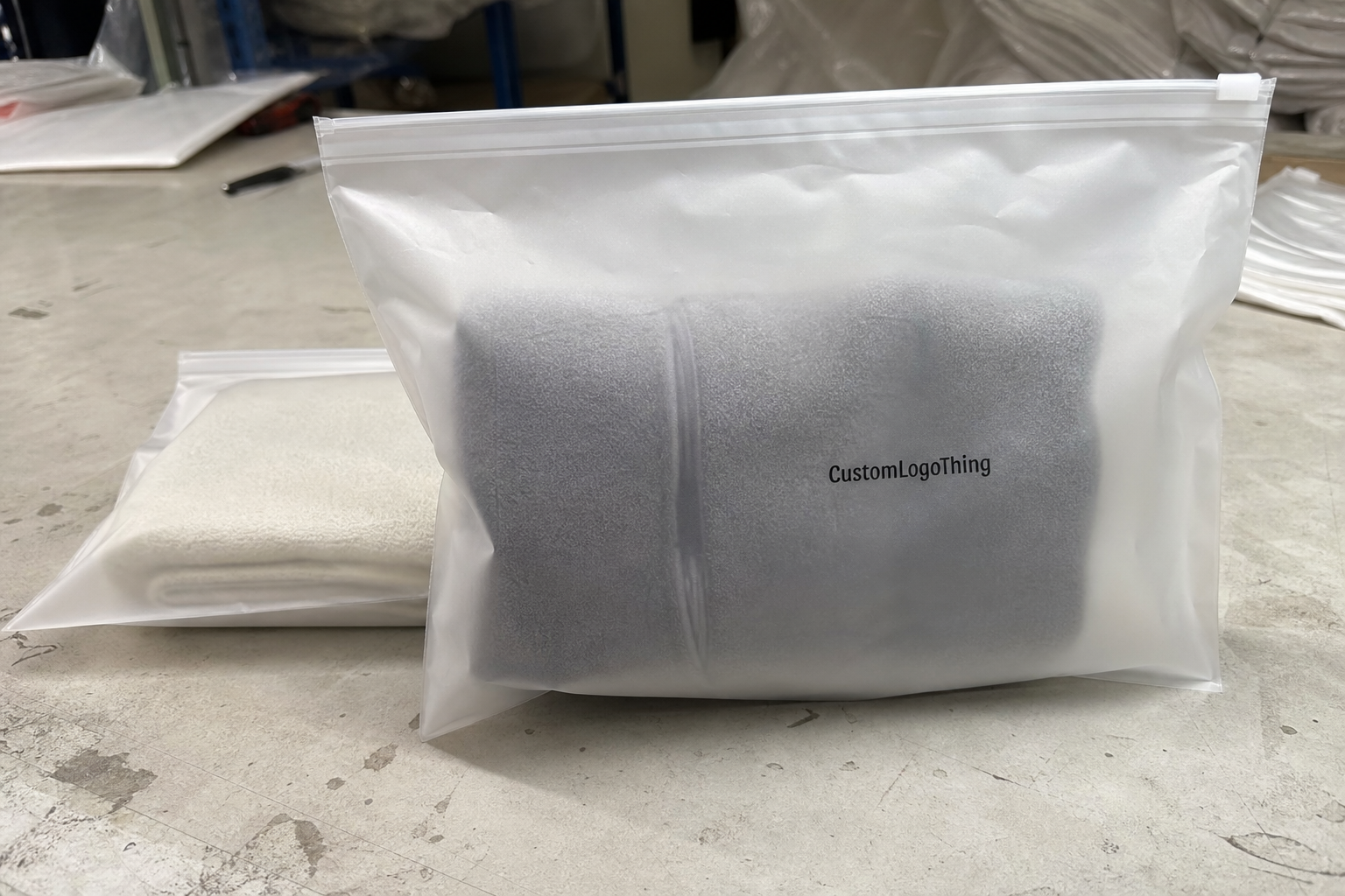 Printed Frosted Zipper Bags Quote for Fitness Buyers