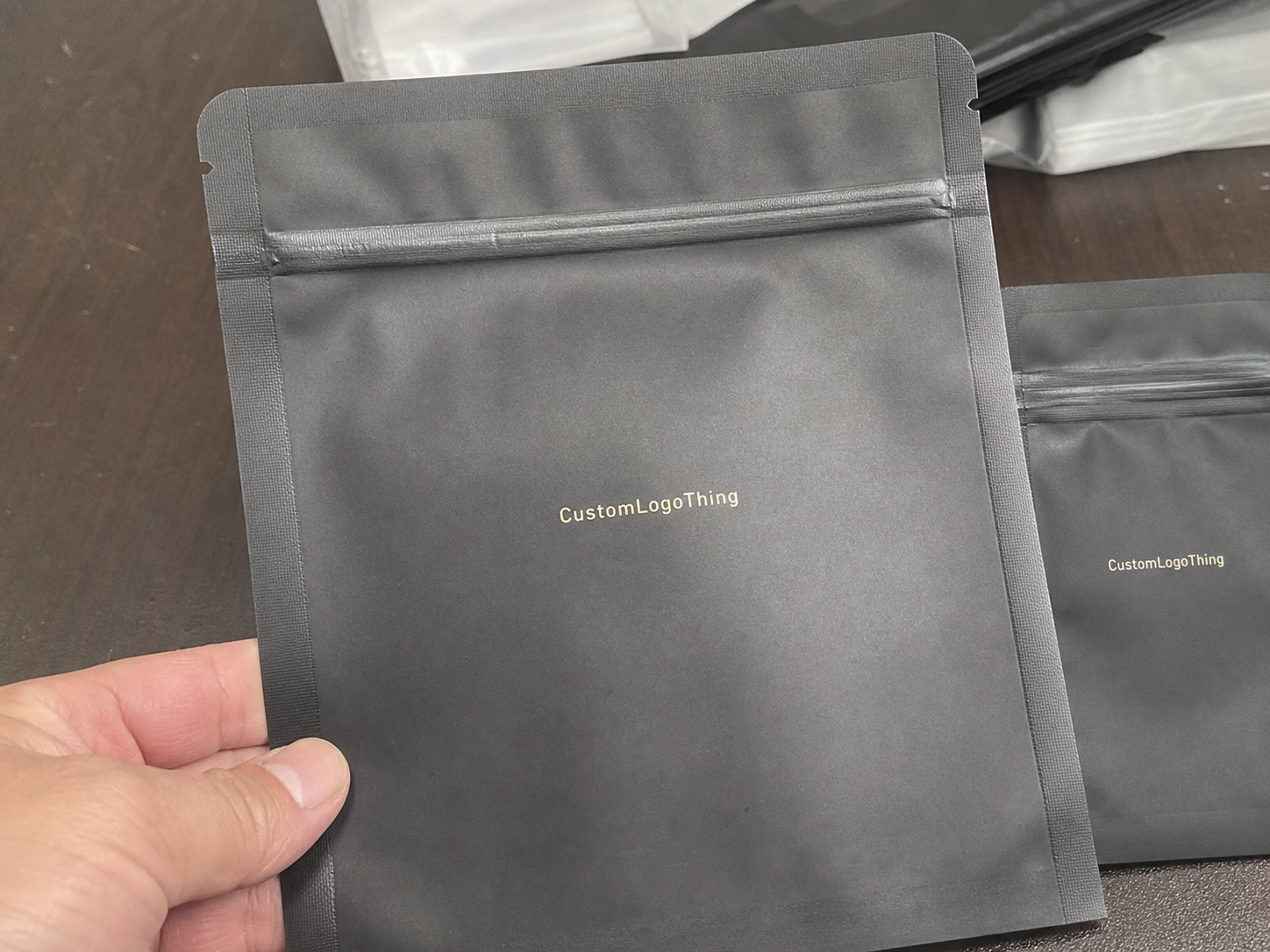 Matte Zipper Bags MOQ for Skincare Brands: Buy Smarter