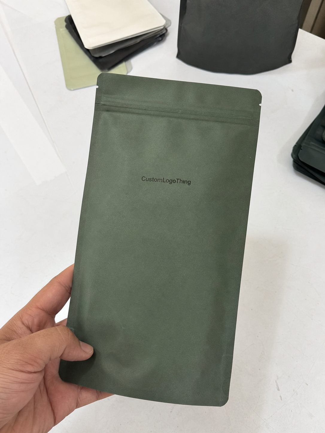 Matte Zipper Bags MOQ for Tea Brands: Buy Smarter