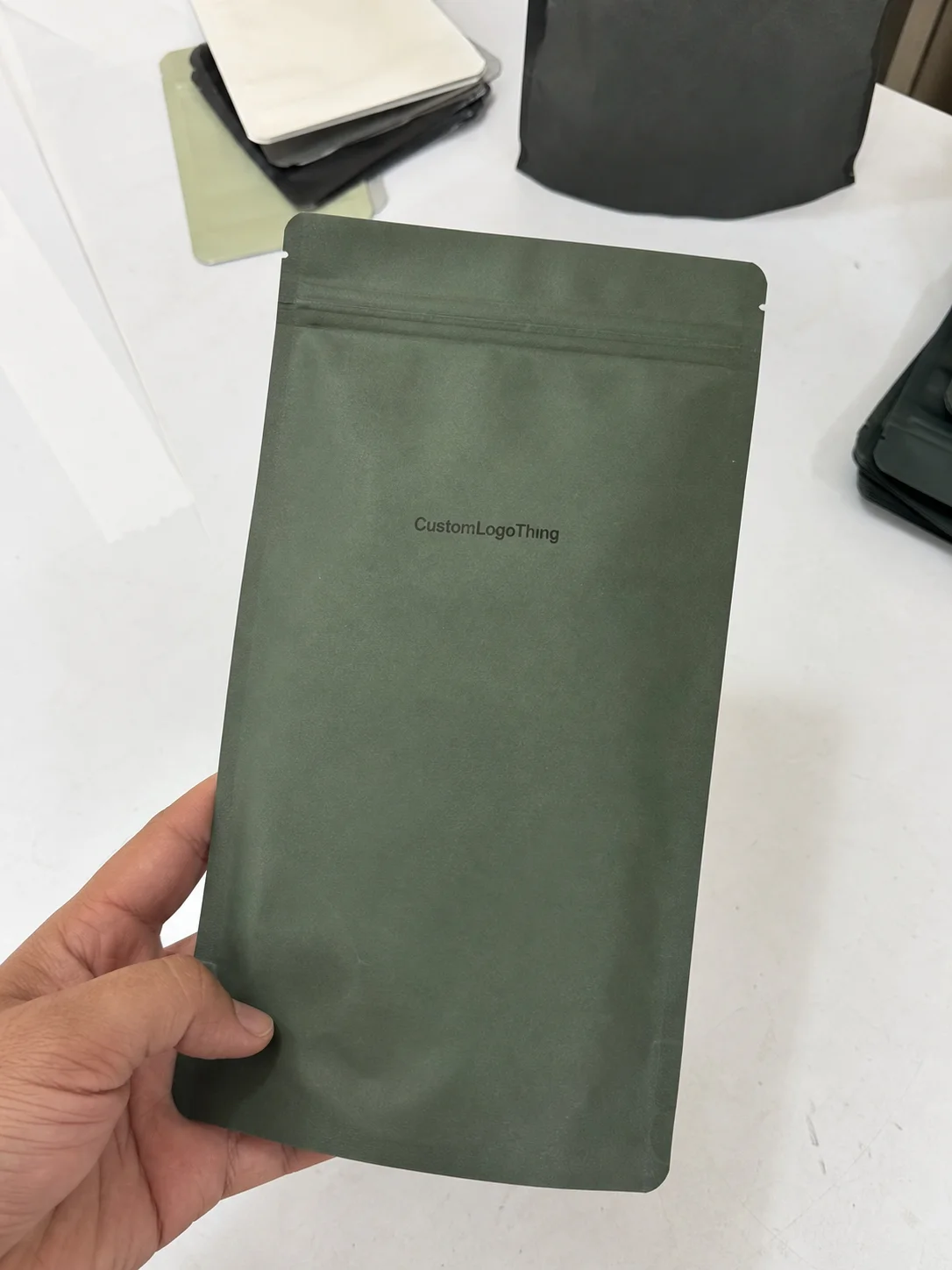 Matte Zipper Bags MOQ for Tea Brands: Buy Smarter