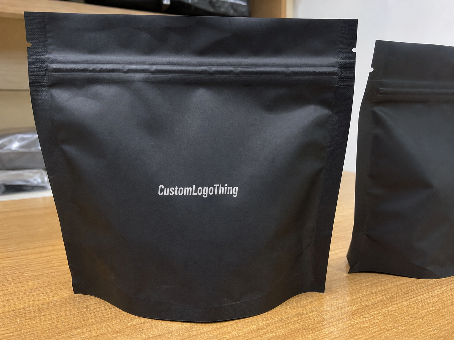 Matte Zipper Bags MOQ for Fitness Brands: Order Smarter