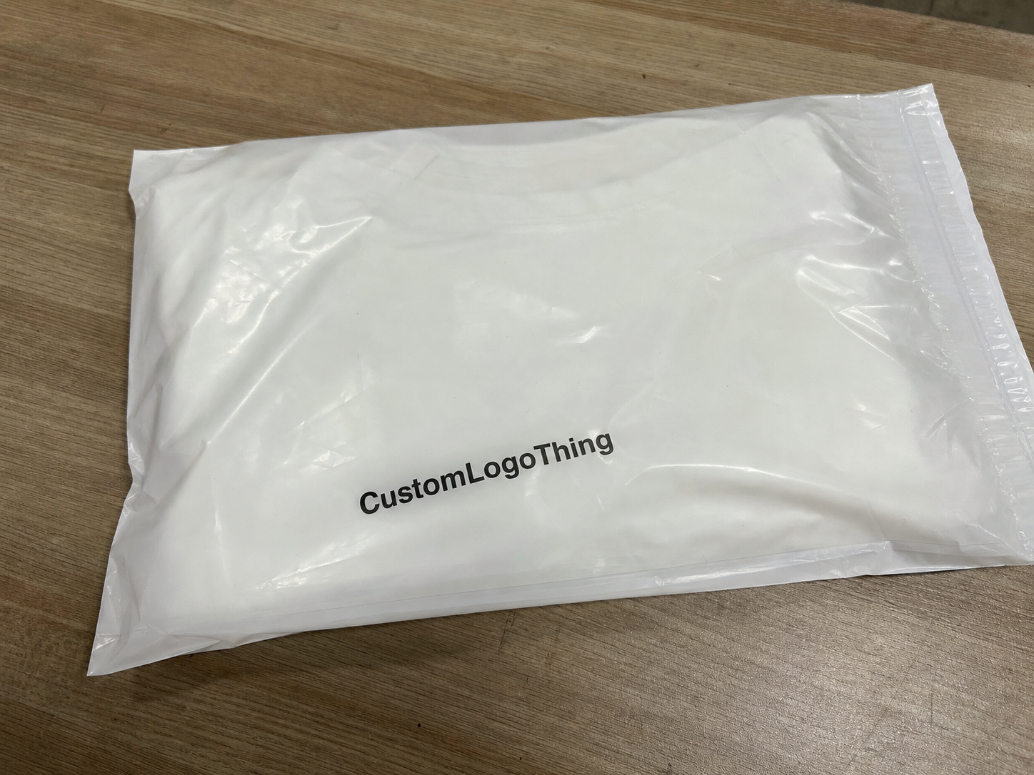 Custom Poly Mailer Bags for Apparel Brands: Buyer's Guide