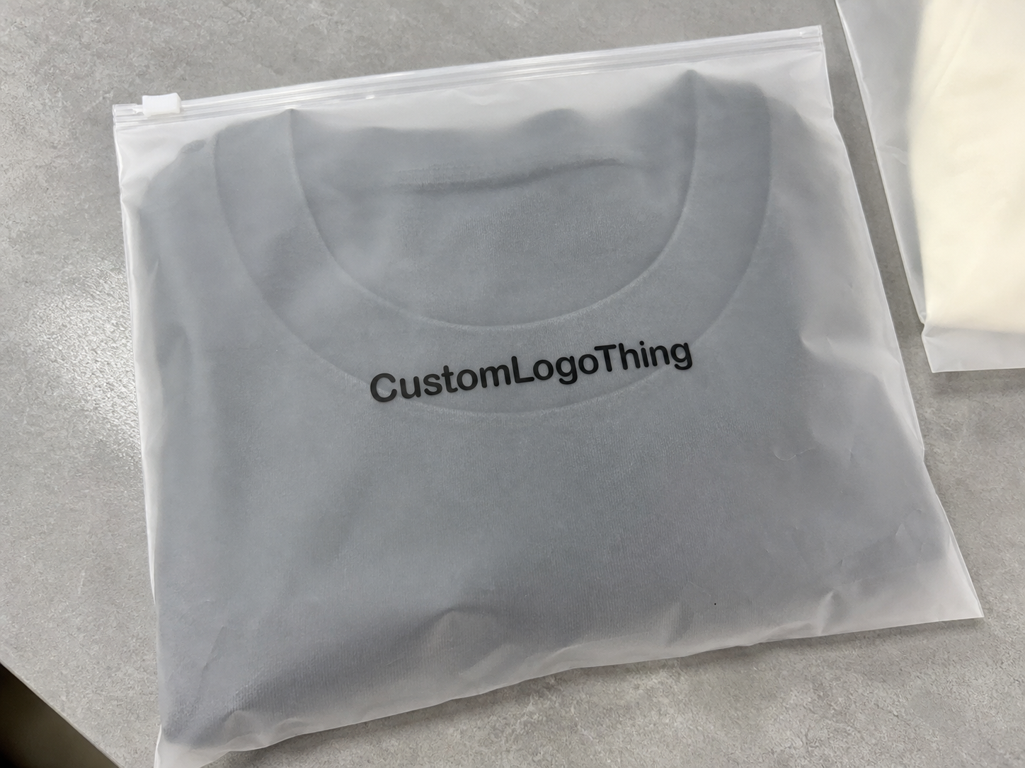Custom Ziplock Bags for Clothes: Buyer’s Guide to Fit