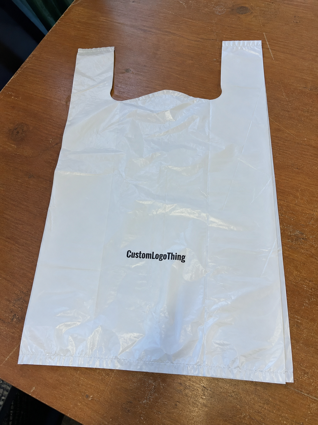 Wholesale Plastic Shopping Bags with Logo: Buy Smarter