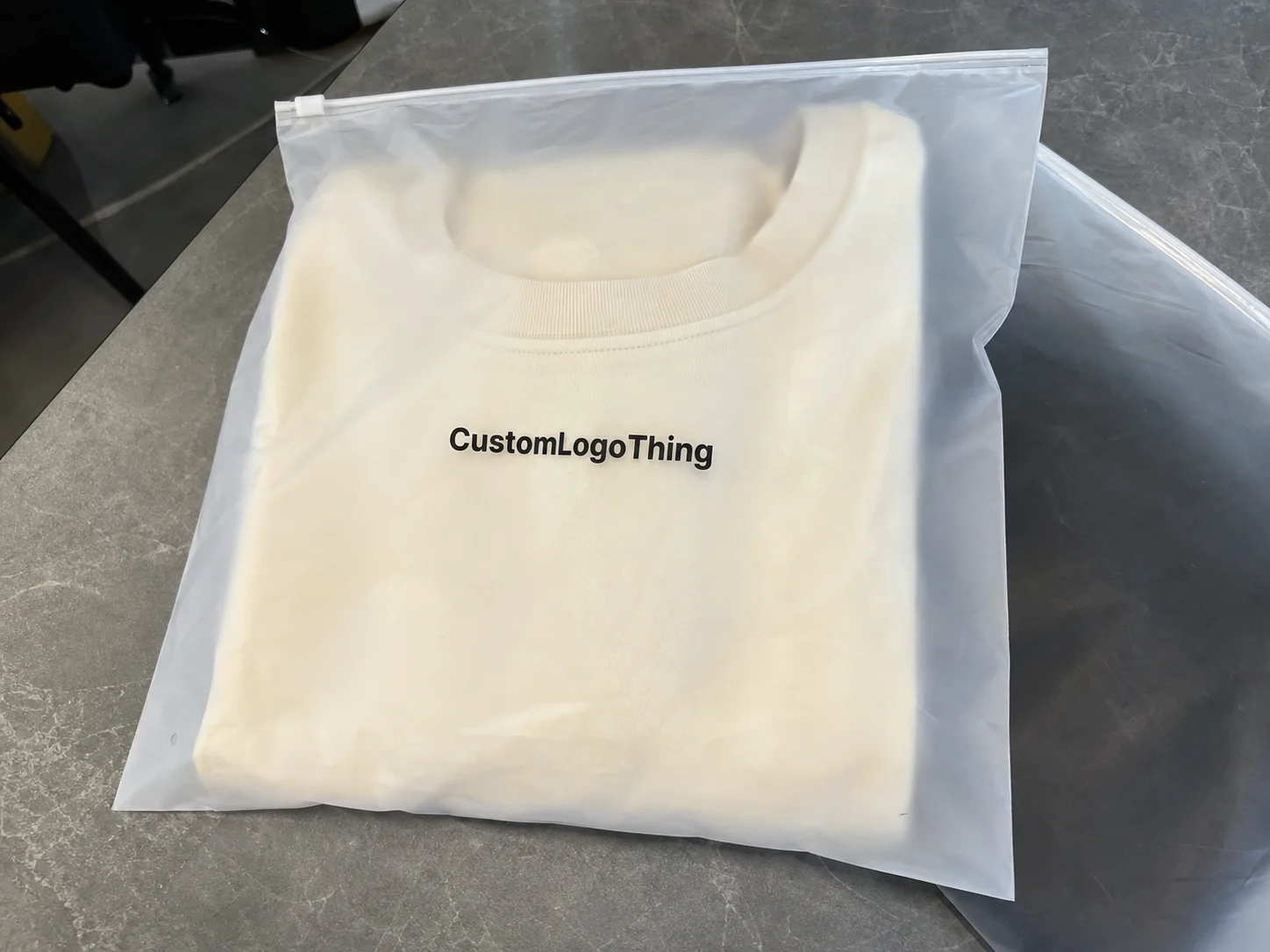 Frosted Zipper Bags Wholesale China Factory: Buy Smart