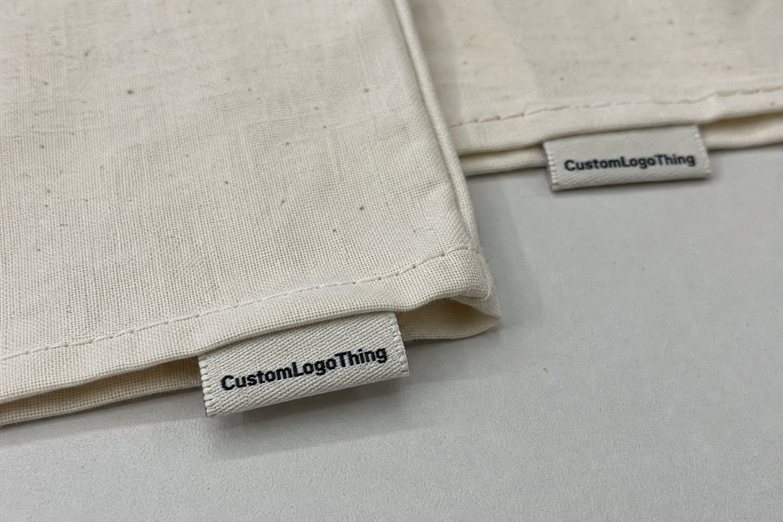 Cheap custom woven labels for clothing brands to order