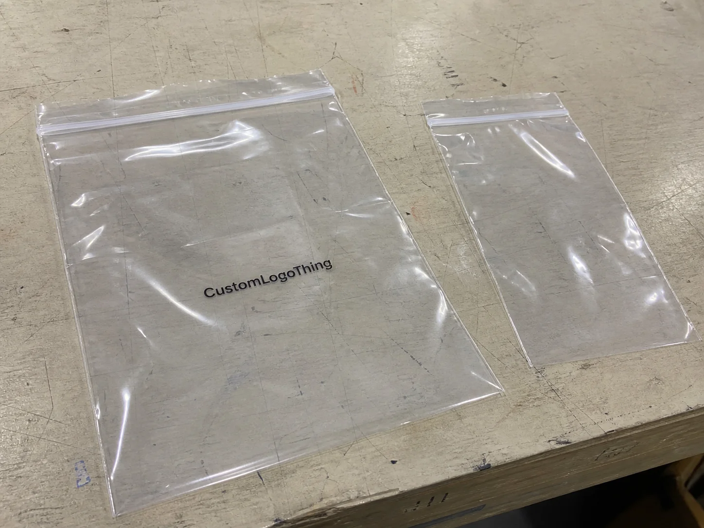 Frosted Zipper Poly Bags for Apparel Brands: MOQ Planning