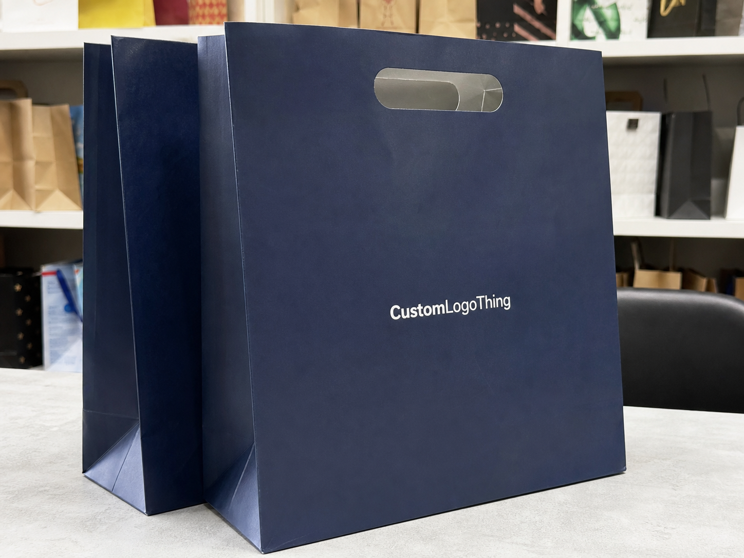 Die Cut Handle Bags for Gift Shops: Plan MOQ Confidently