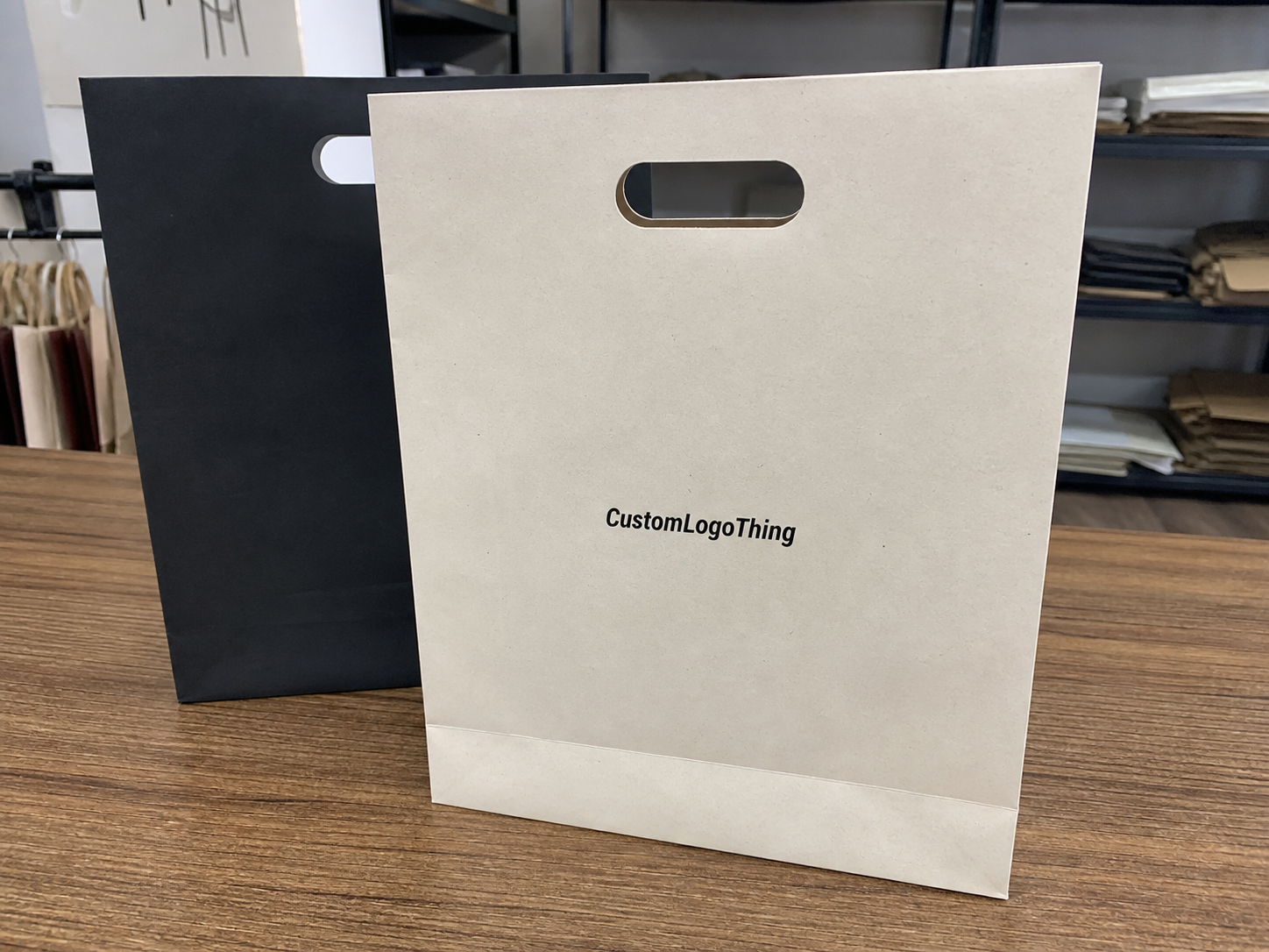 Die Cut Handle Bags for Streetwear Labels MOQ Planning
