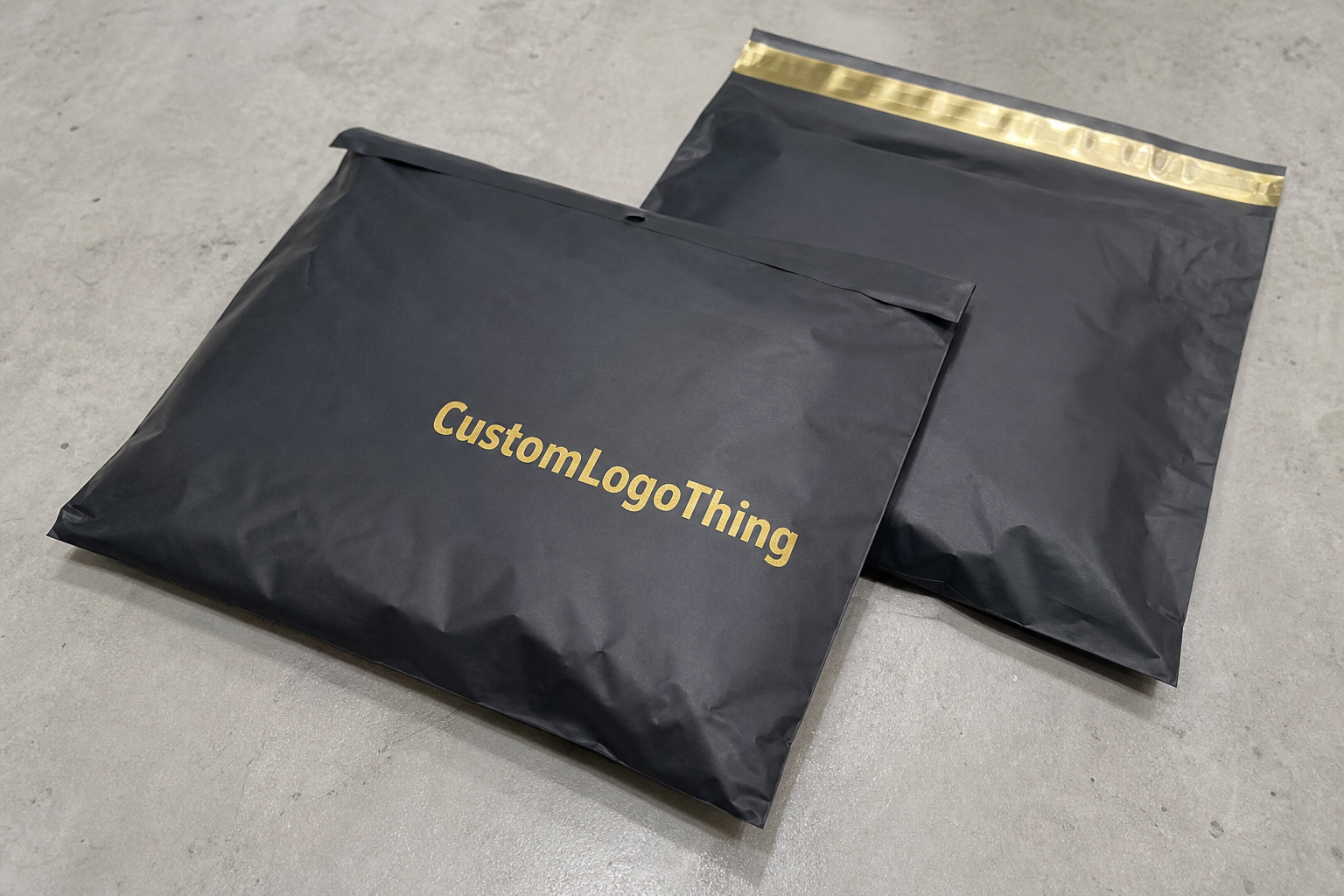 Garment Poly Bags for Ecommerce Brands: MOQ Planning