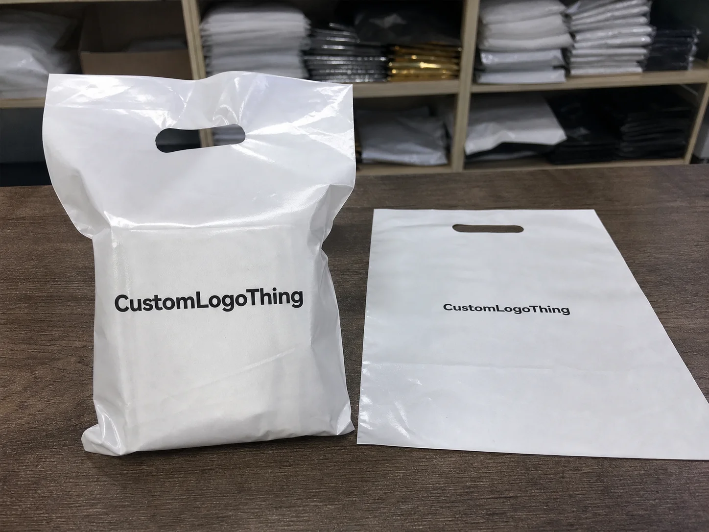 Custom Printed Gusseted Poly Bags for Smarter Buying
